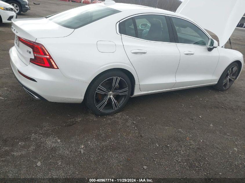 VOLVO S60 B5 INSCRIPTION 2022