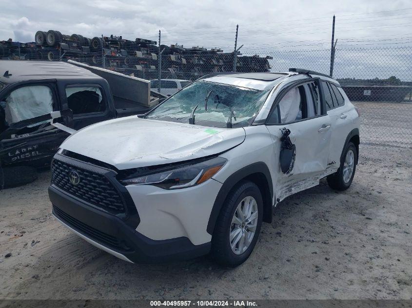 TOYOTA COROLLA CROSS LE 2024