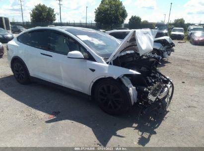 TESLA MODEL X  2022