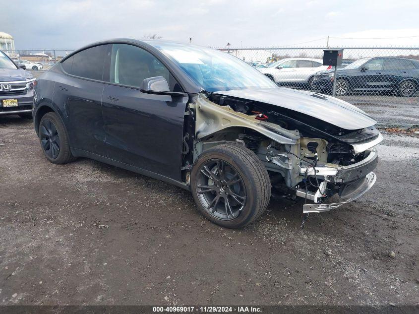 TESLA MODEL Y LONG RANGE DUAL MOTOR ALL-WHEEL DRIVE 2024