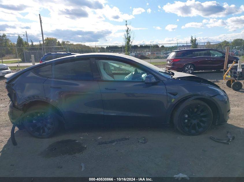 TESLA MODEL Y LONG RANGE DUAL MOTOR ALL-WHEEL DRIVE 2022