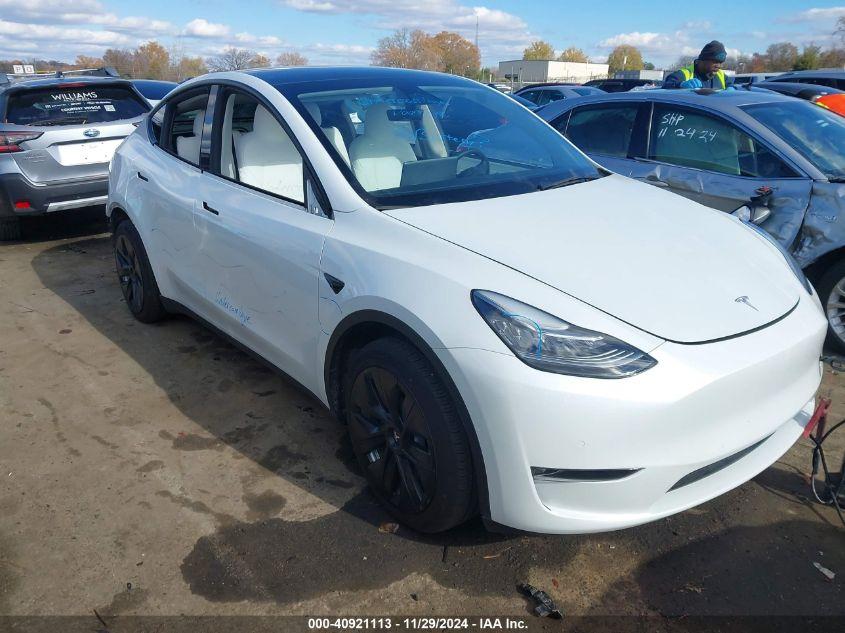 TESLA MODEL Y LONG RANGE DUAL MOTOR ALL-WHEEL DRIVE 2022