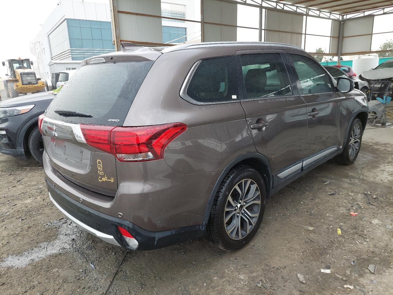 MITSUBISHI OUTLANDER  2017