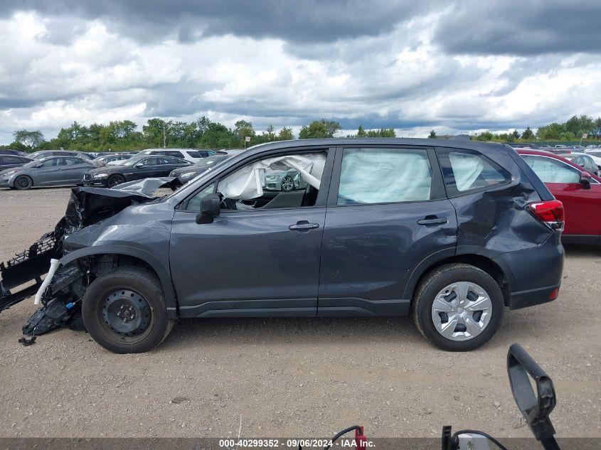 SUBARU FORESTER  2022