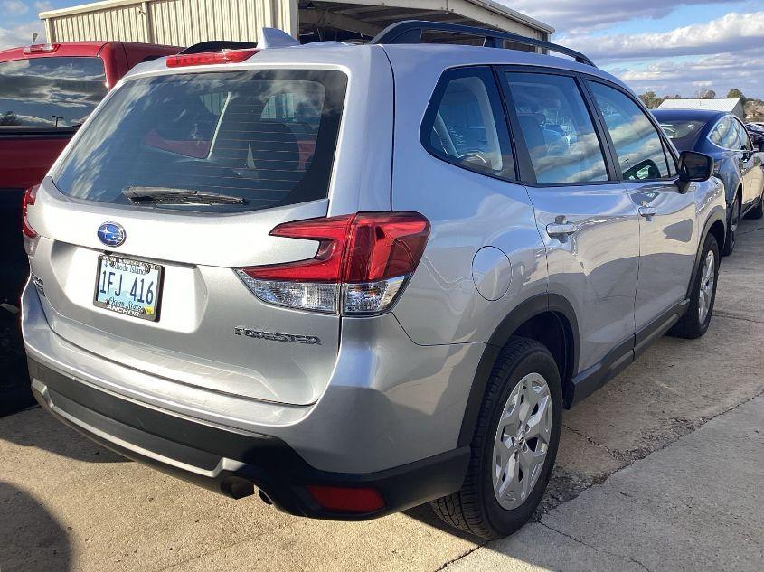 SUBARU FORESTER  2021