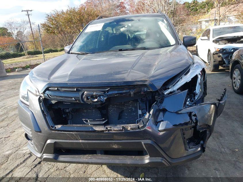 SUBARU FORESTER PREMIUM 2022