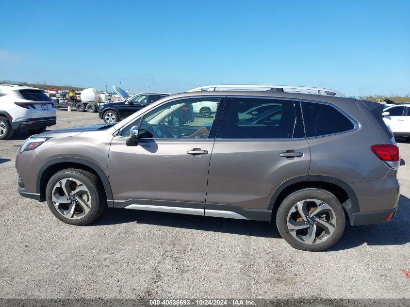 SUBARU FORESTER TOURING 2022