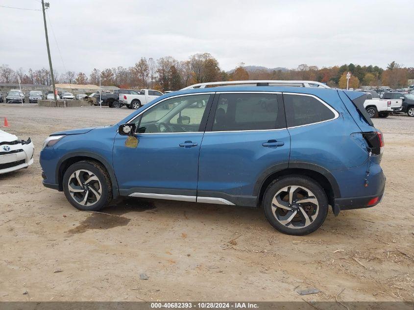 SUBARU FORESTER TOURING 2022