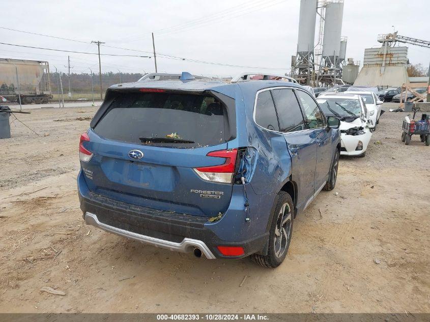 SUBARU FORESTER TOURING 2022