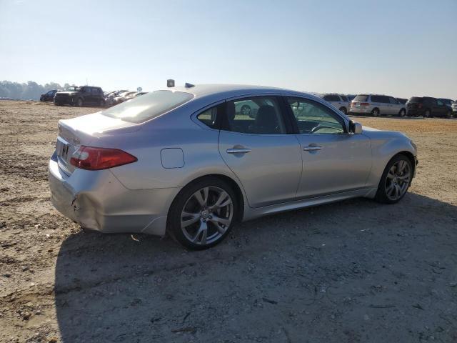 INFINITI M56  2011