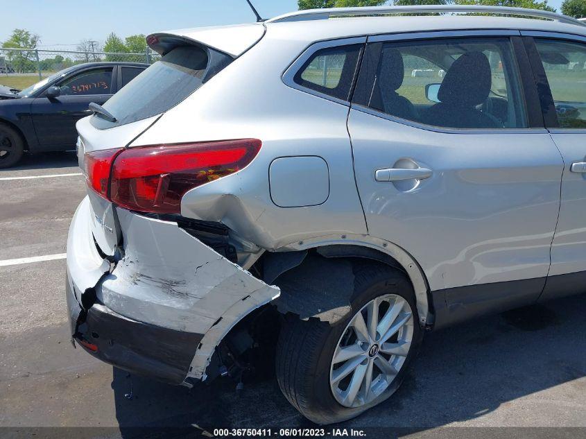 NISSAN ROGUE SPORT SV 2019