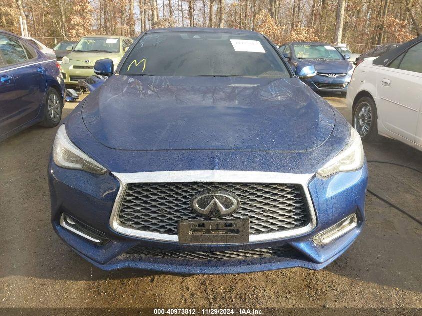 INFINITI Q60 LUXE AWD 2020