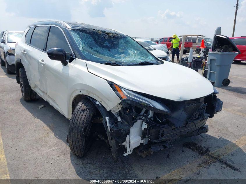 NISSAN ROGUE PLATINUM FWD 2021