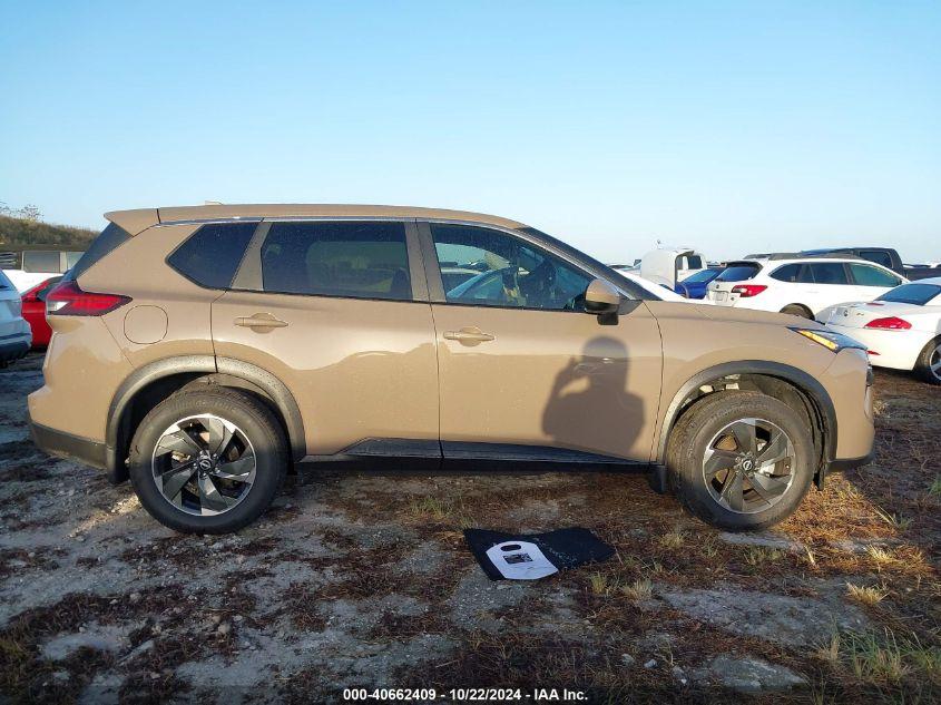 NISSAN ROGUE SV 2024