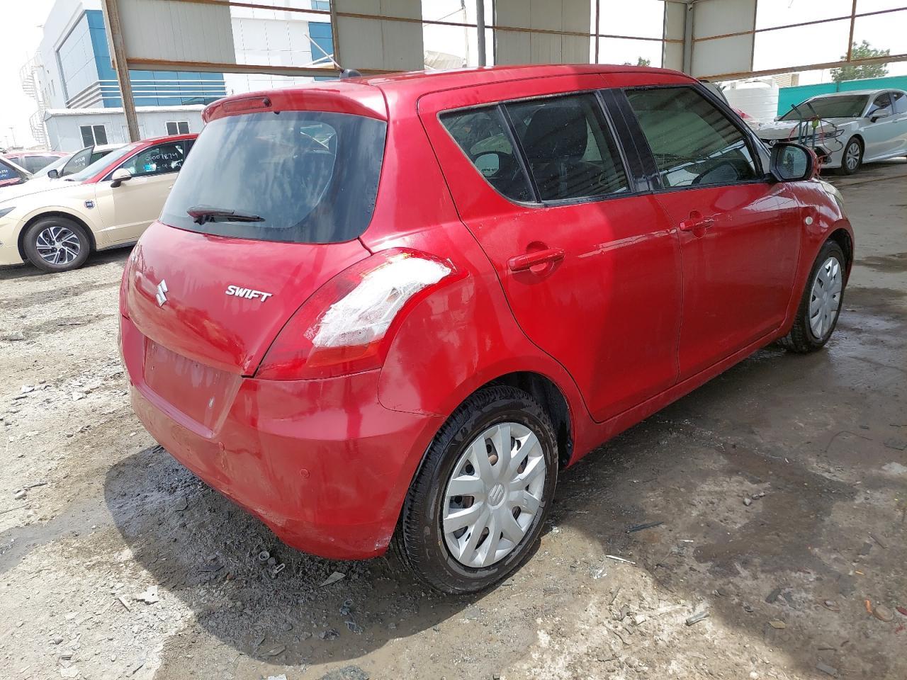 SUZUKI SWIFT  2013