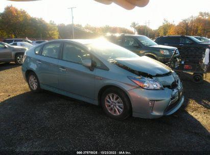 TOYOTA PRIUS PLUG-IN   2014