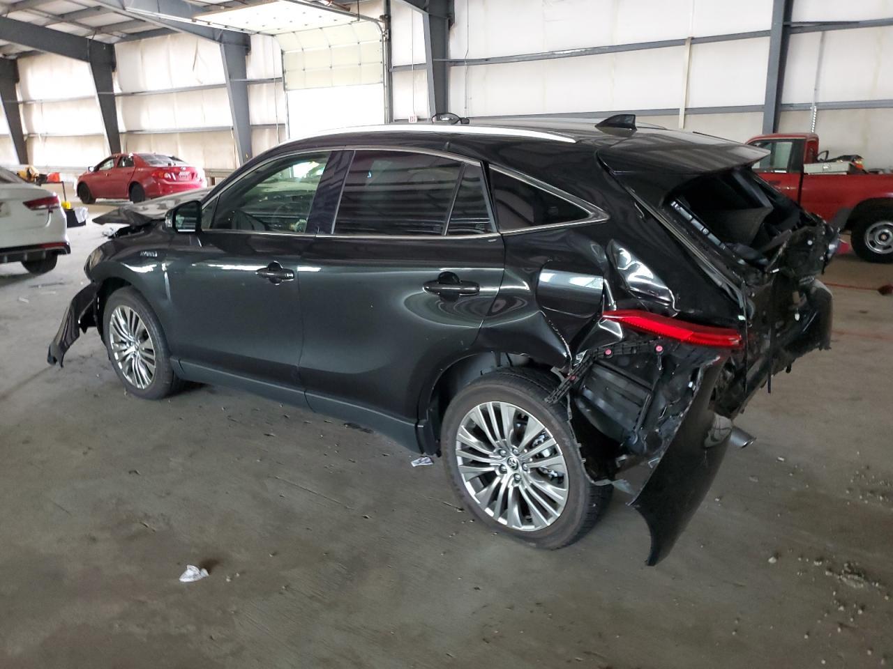 TOYOTA VENZA LE 2021