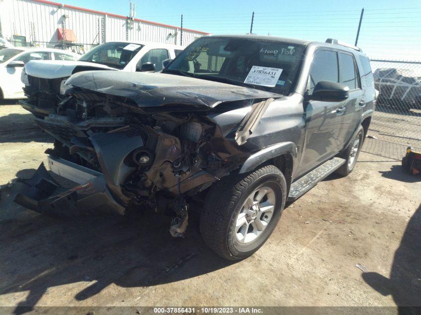 TOYOTA 4RUNNER SR5 2020