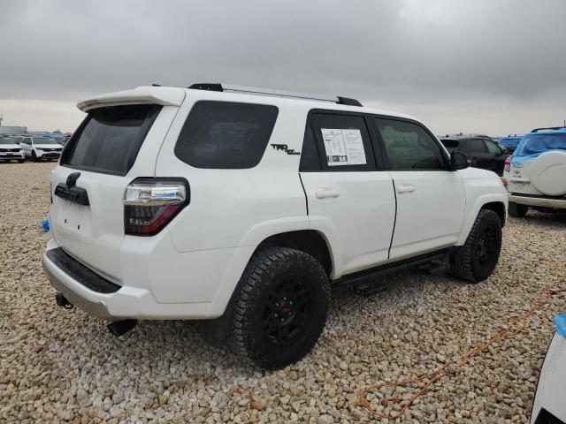 TOYOTA 4RUNNER SR 2018