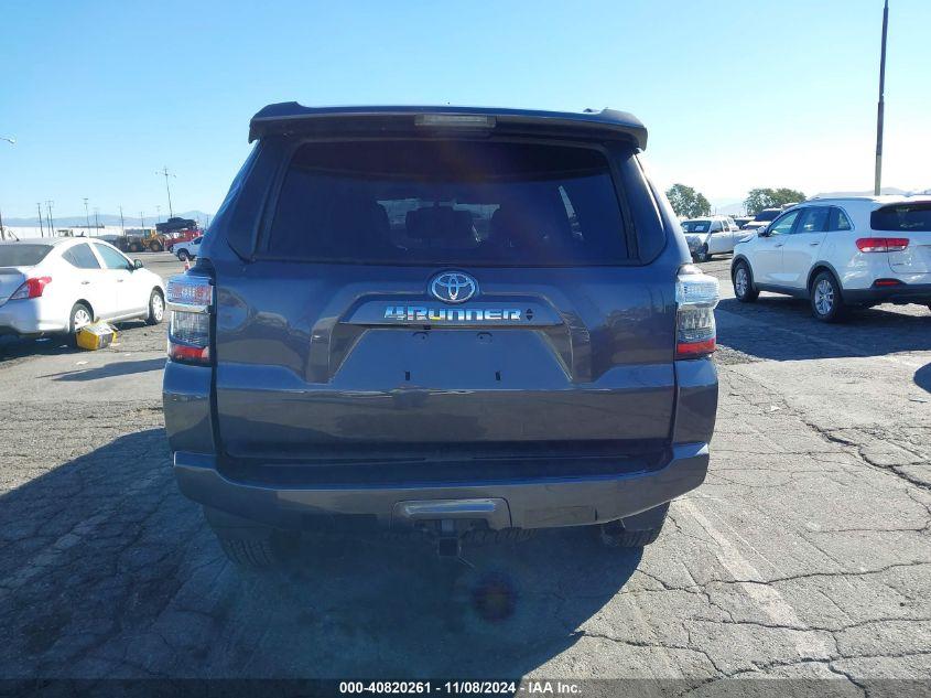 TOYOTA 4RUNNER SR5 2023