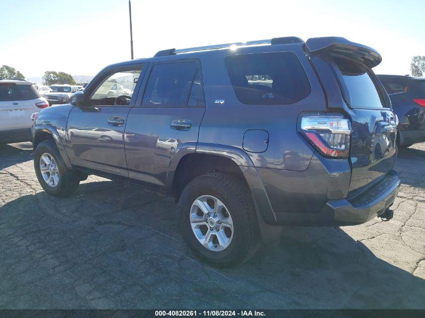 TOYOTA 4RUNNER SR5 2023