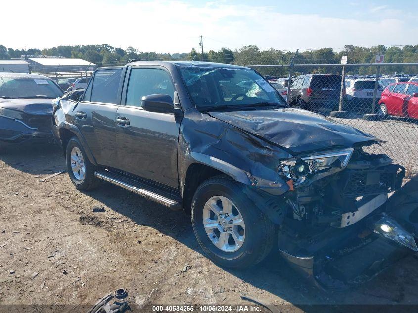 TOYOTA 4RUNNER SR5 2021