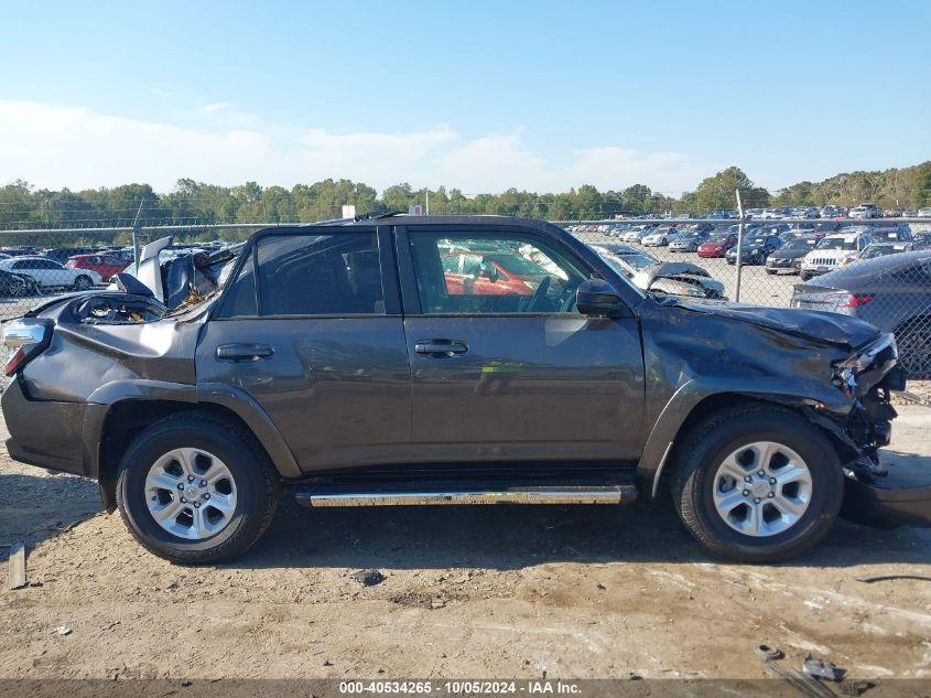 TOYOTA 4RUNNER SR5 2021