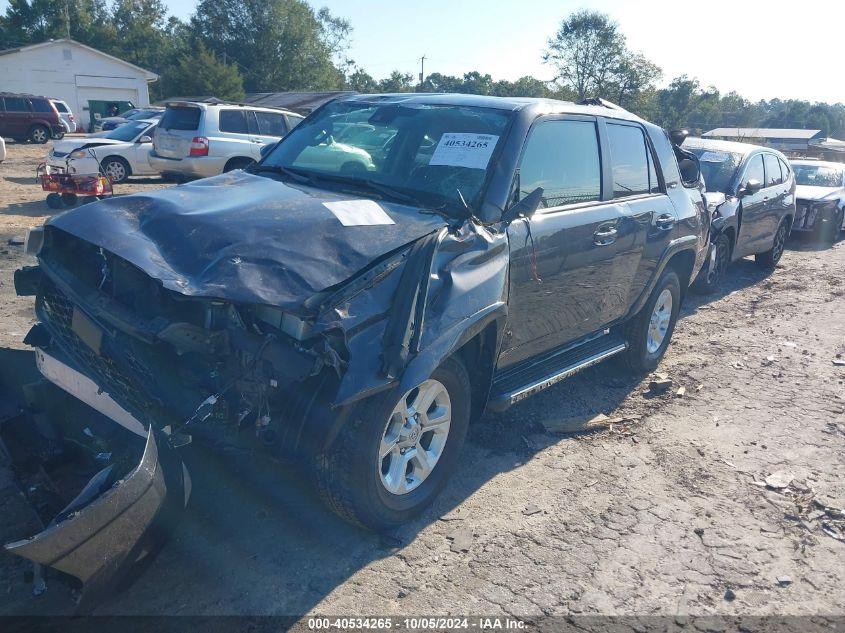 TOYOTA 4RUNNER SR5 2021