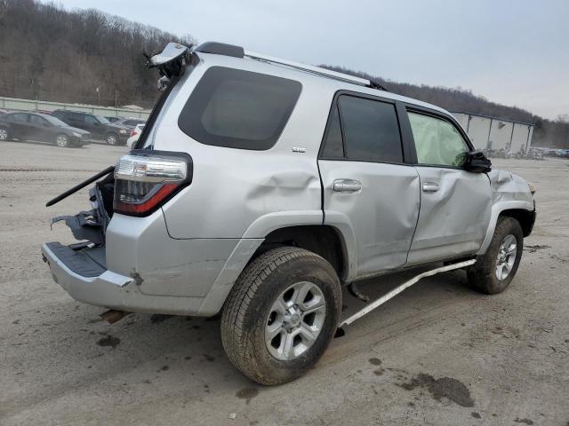 TOYOTA 4RUNNER SR 2021