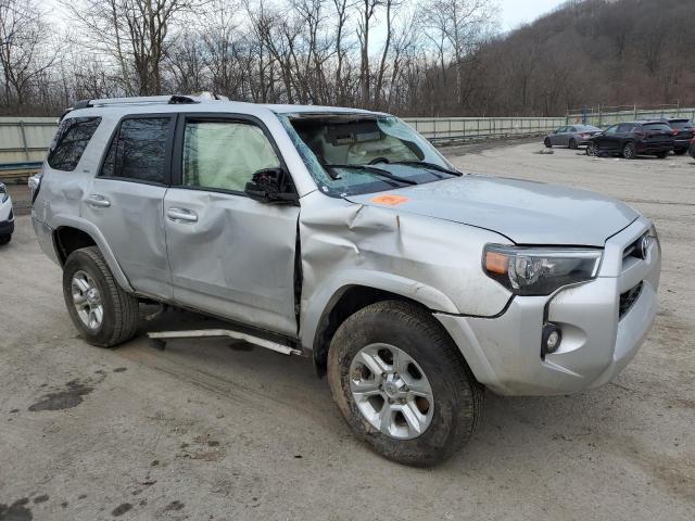 TOYOTA 4RUNNER SR 2021