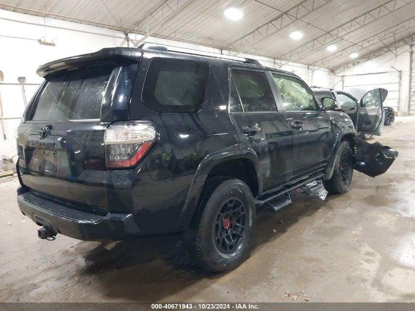 TOYOTA 4RUNNER SR5 PREMIUM 2022