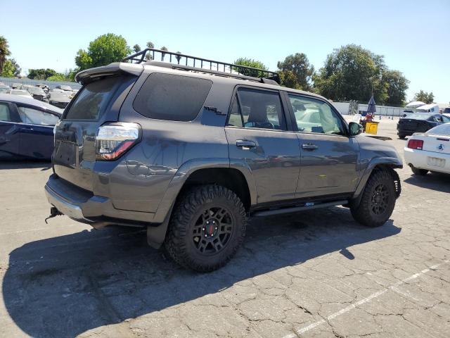 TOYOTA 4RUNNER SR 2022