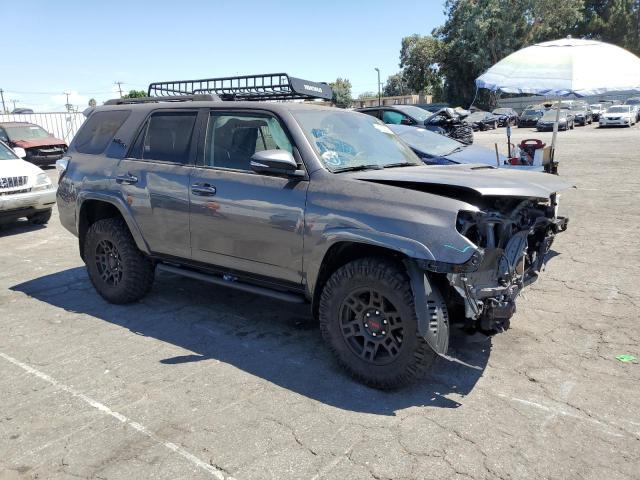 TOYOTA 4RUNNER SR 2022