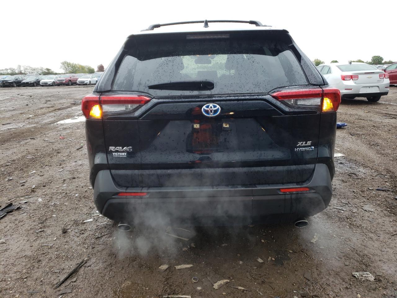 TOYOTA RAV4 XLE P XLE P 2021