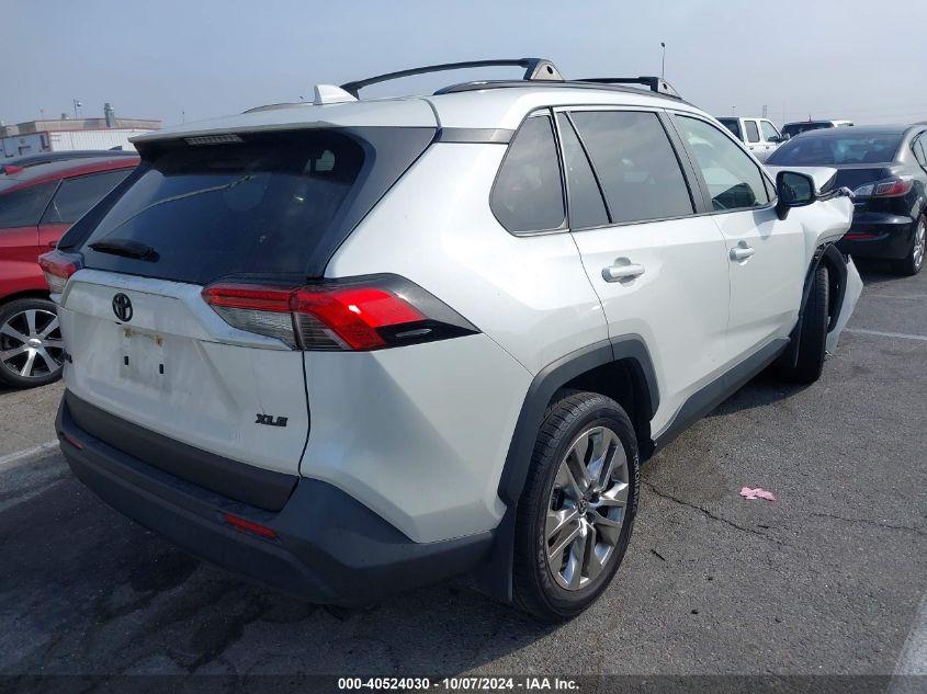 TOYOTA RAV4 XLE PREMIUM 2022