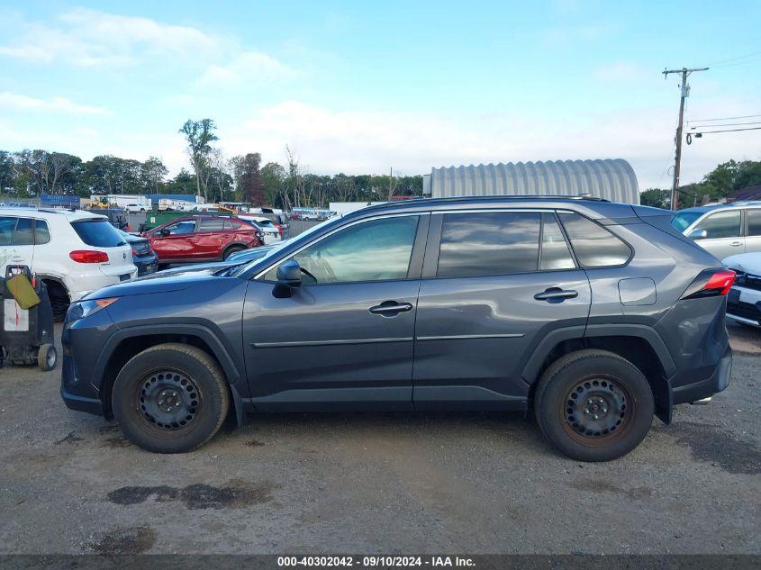 TOYOTA RAV4 LE 2020