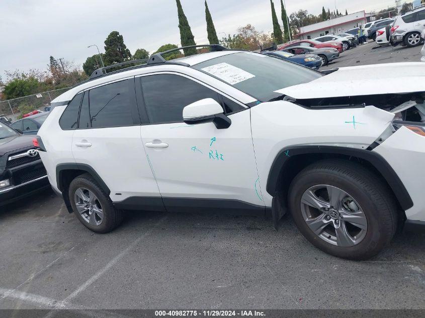 TOYOTA RAV4 HYBRID XLE 2024