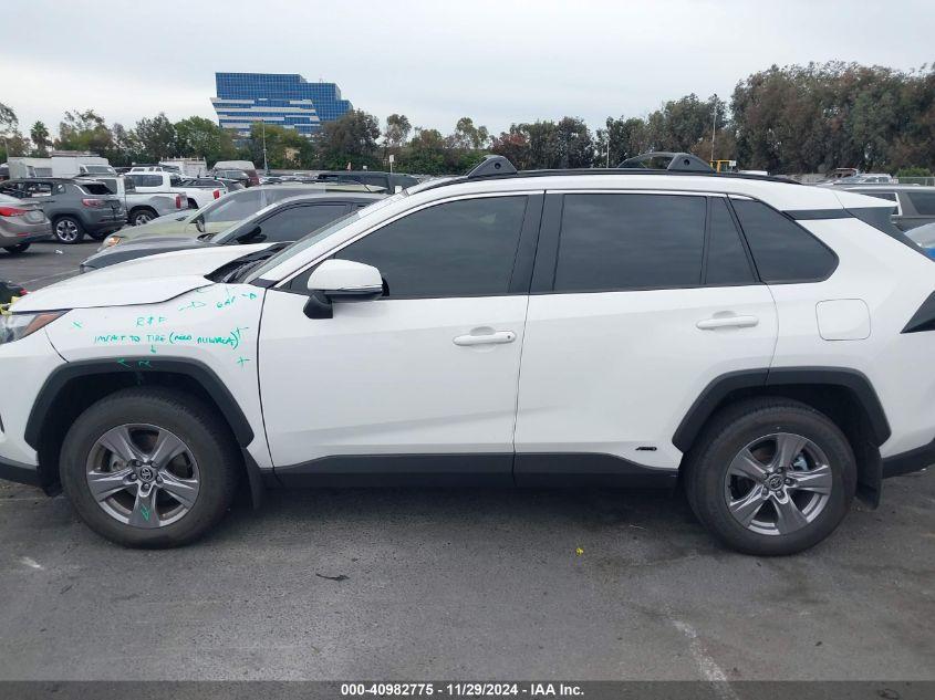 TOYOTA RAV4 HYBRID XLE 2024