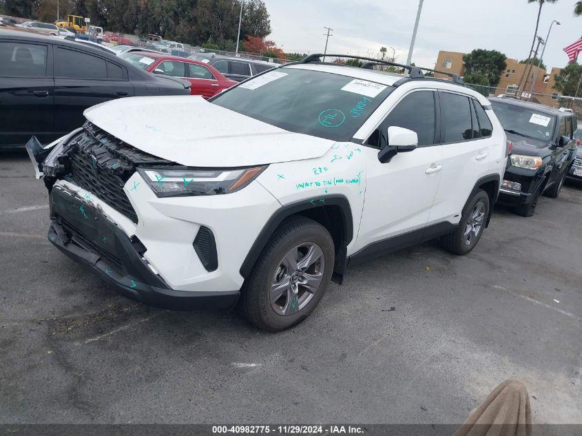 TOYOTA RAV4 HYBRID XLE 2024