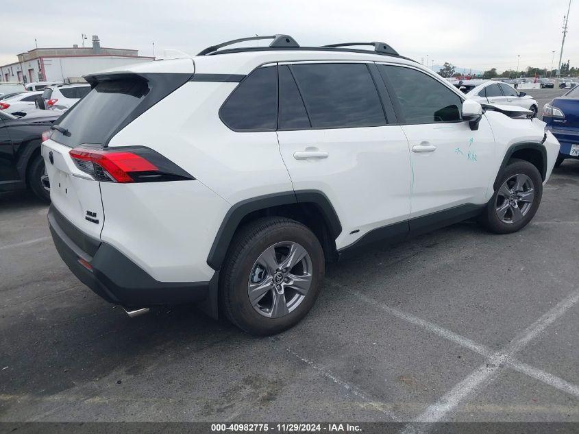 TOYOTA RAV4 HYBRID XLE 2024