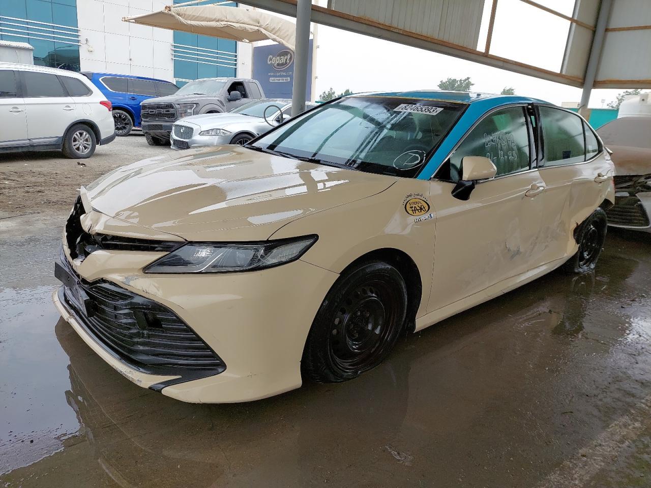 TOYOTA CAMRY  2019