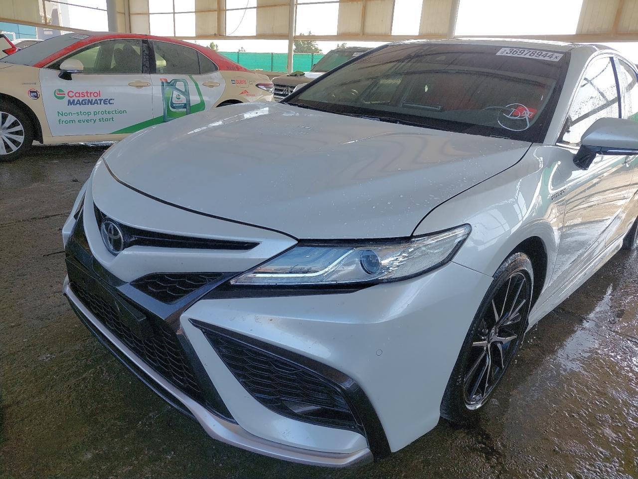 TOYOTA CAMRY  2021