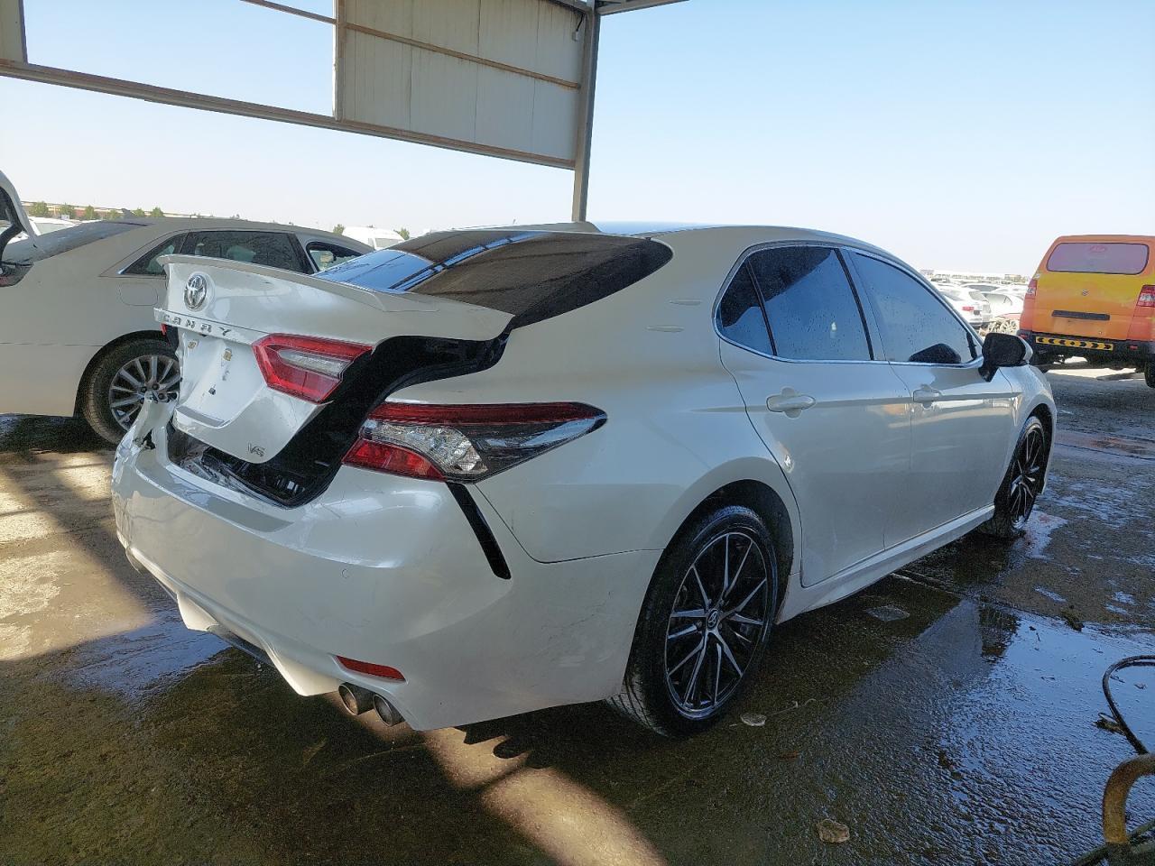 TOYOTA CAMRY  2021