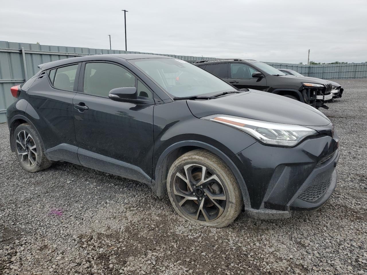 TOYOTA C-HR XLE 2020