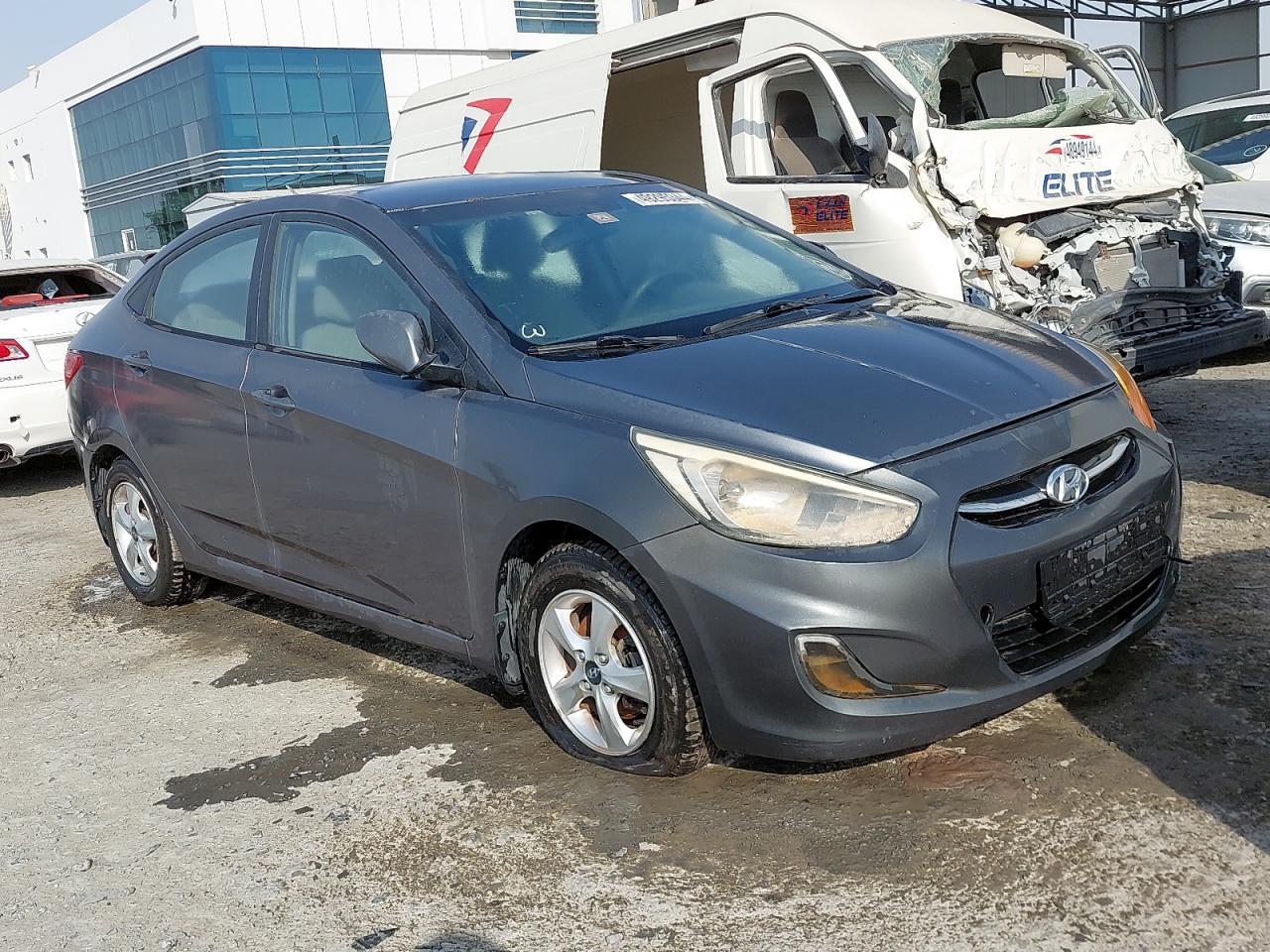 HYUNDAI ACCENT  2015