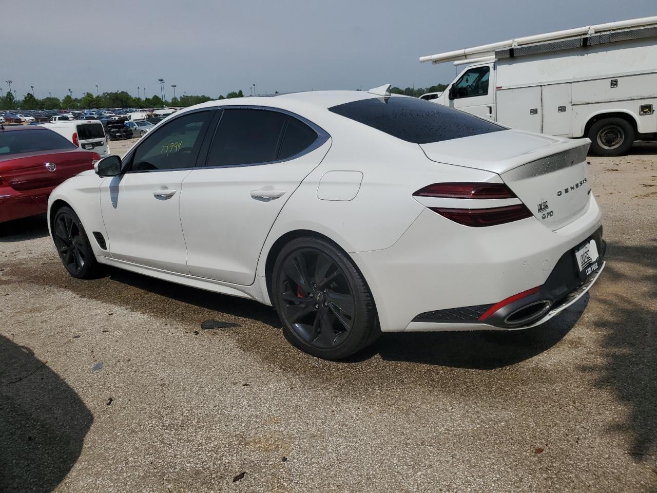 GENESIS G70 BASE  2022