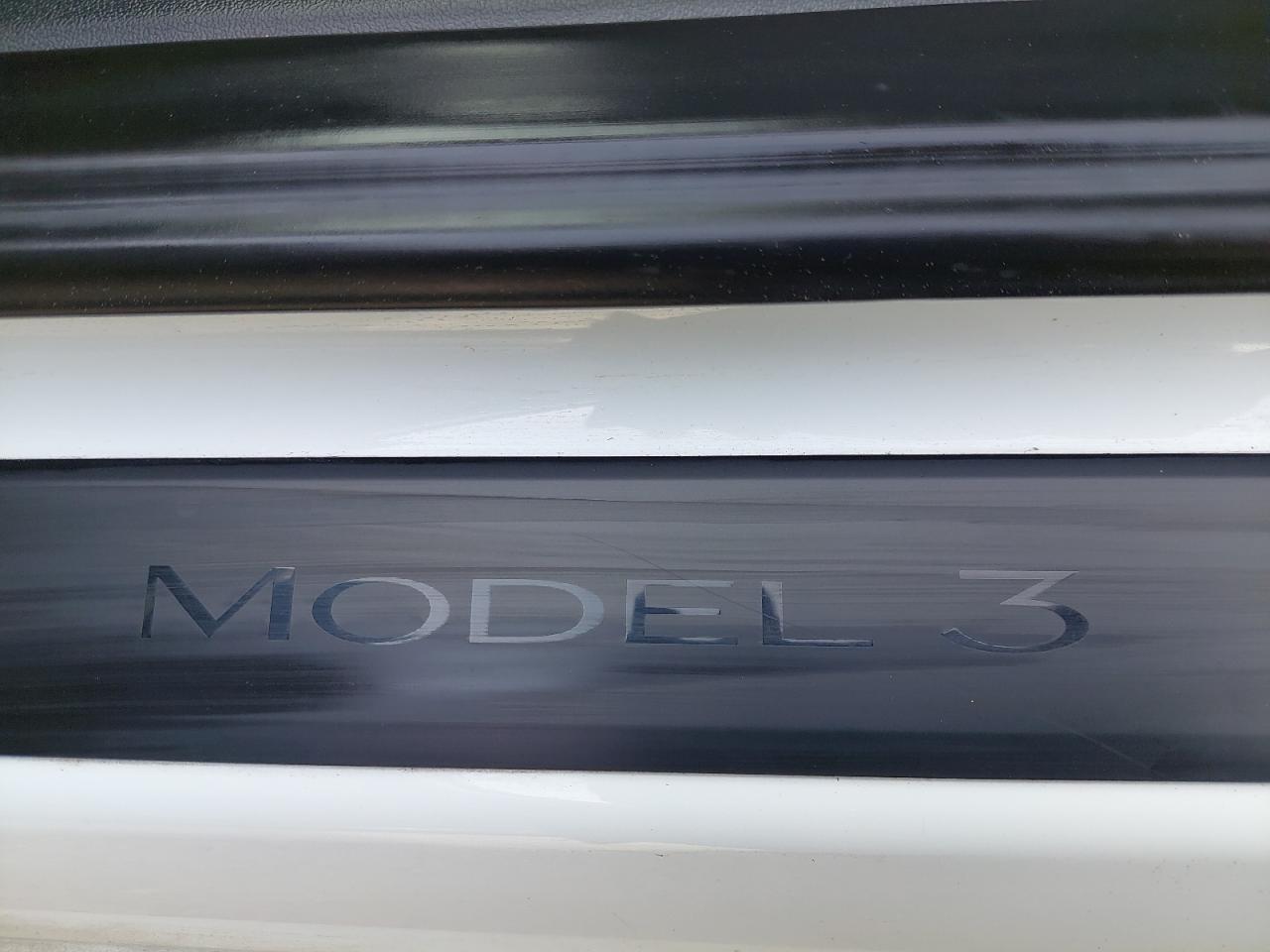 TESL MODEL 3  2023