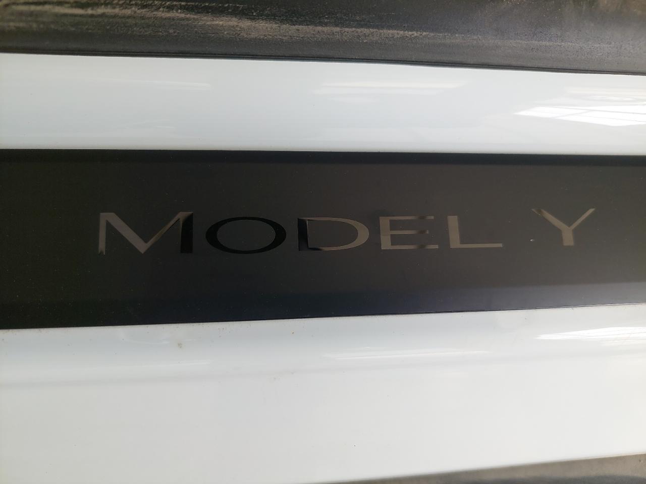 TESL MODEL Y  2022