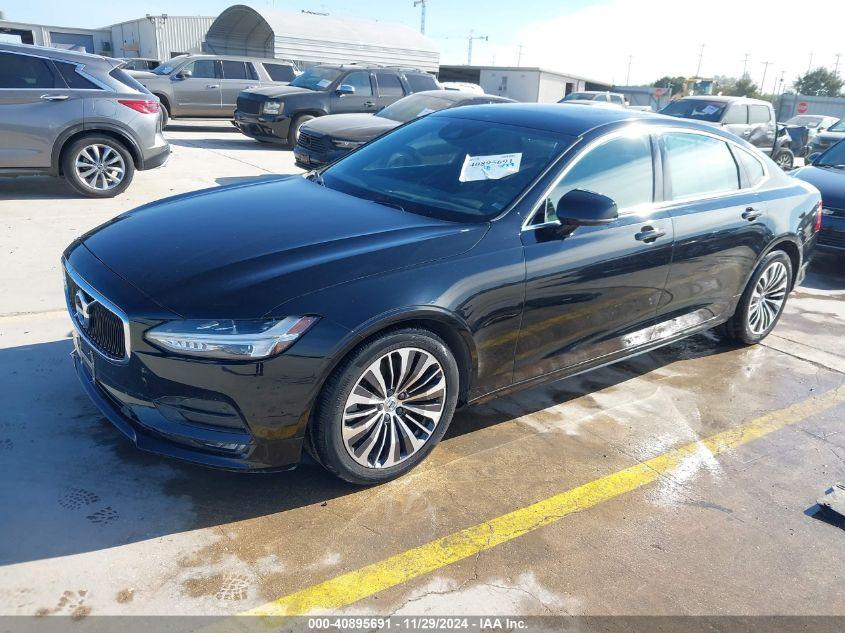 VOLVO S90 T6 MOMENTUM 2020