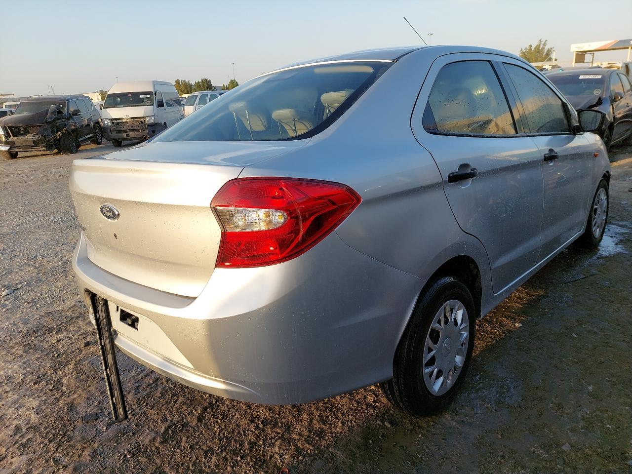 FORD FIGO  2016